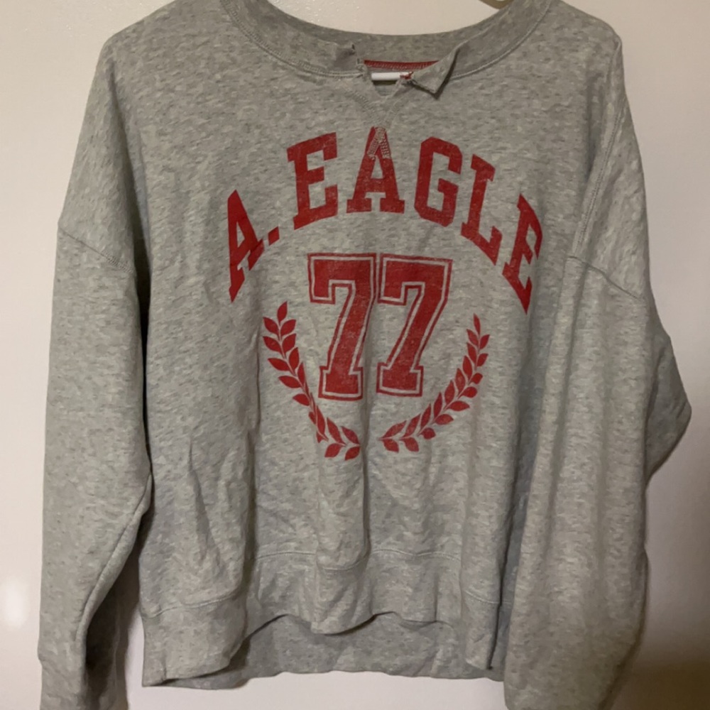 American Eagle grey and red crewneck hoodie